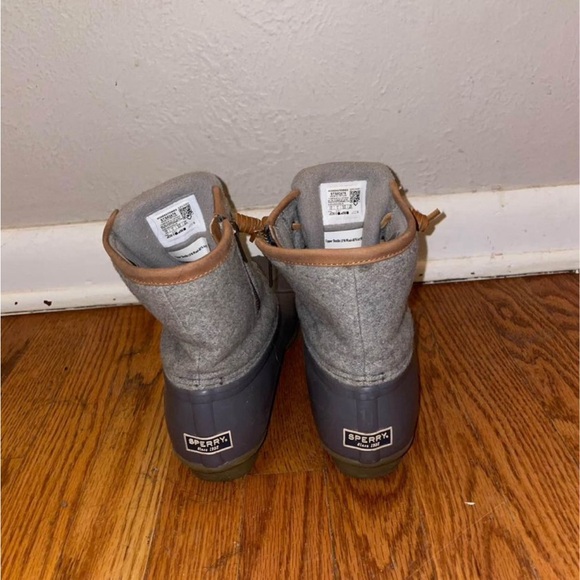Sperry rain boots - Picture 3 of 3